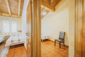 3 Schlafzimmer, Bügeleisen/Bügelbrett, Bettwäsche