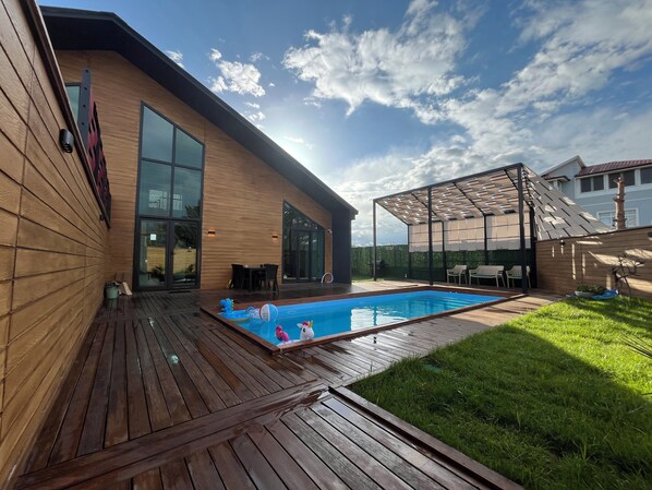 Villa Deluxe - utsikt mot poolen | Pool