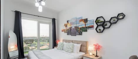 Luxury Studio, Balcony, City View