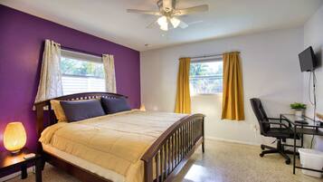 2 bedrooms, desk, iron/ironing board, travel cot