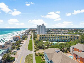Exterior - Coastal Retreat • Beach Service • Resort Pool (Miramar Beach)