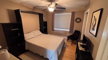 4 bedrooms, iron/ironing board, travel cot, WiFi