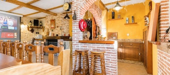 Exclusive chalet! with BBQ, wine cellar, cinema and large areas to enjoy in group.