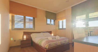 Exclusive chalet! with BBQ, wine cellar, cinema and large areas to enjoy in group.