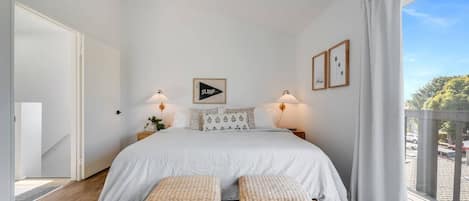 Desk, iron/ironing board, travel crib, WiFi