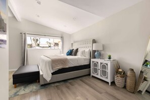 Desk, iron/ironing board, travel cot, WiFi - San Diego Oasis with Pool and Hot Tub! (San Diego)