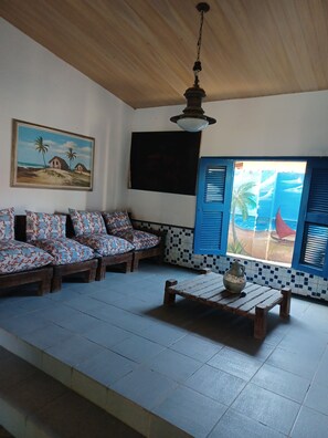 Interior - Beautiful city rental Fortaleza Brazil with swimming pool 300 m from the beach (Caucaia)