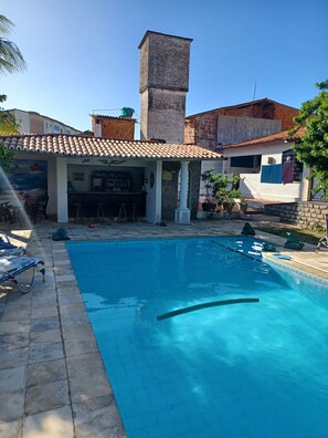 Pool - Beautiful city rental Fortaleza Brazil with swimming pool 300 m from the beach (Caucaia)