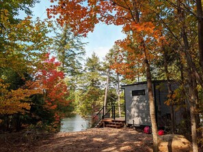 Property grounds - Baylight Cabin | Gorgeous Cabin on Private Lake (Dysart)