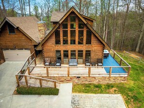 Outdoor dining - Smokies Getaway for 6 wPrivate Hot Tub & Mtn View (Sevierville)