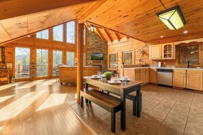 Interior - Smokies Getaway for 6 wPrivate Hot Tub & Mtn View (Sevierville)