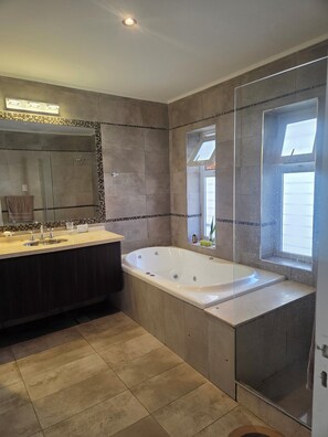 Bathroom - Vrbo Property (San Juan)