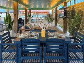 Outdoor dining - *NEW* Resort-Style Home|Private Pool + 5 Star Design (Port Aransas)