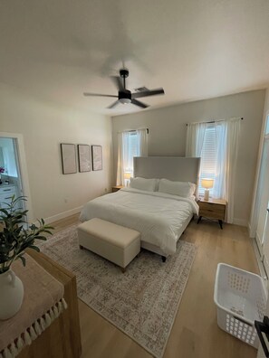 4 bedrooms, iron/ironing board, Internet, bed sheets - Spacious & Stylish 4BR 2BR Retreat – Fully Furnished, Newly Renovated (Dade City)