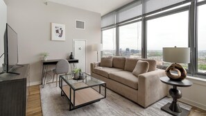 Smart TV - Landing | Stunning Studio, Rooftop Lounge, Gym (Chicago)