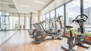 Fitness facility - Landing | Stunning Studio, Rooftop Lounge, Gym (Chicago)