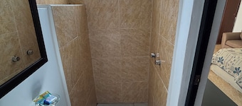SN3 Private Loft for 2 | Single Bathroom