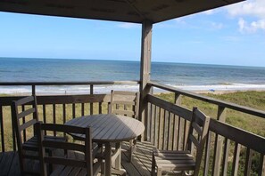 Property grounds - Beach/Ocean front Condo @ Outer Banks Beach Club, Kill Devil Hills, NC (Kill Devil Hills)