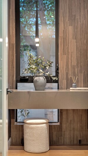 Interior - The Beverly Hills Modern Villa (Los Angeles)