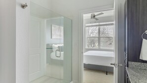 Bathroom - Landing | Incredible 2BD, Clubhouse, Pool (Garland)