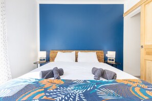 2 bedrooms, iron/ironing board, WiFi, bed sheets - La Belle Valrassienne Renovated house (Valras-Plage)