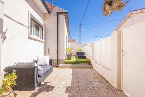 Terrace/patio - La Belle Valrassienne Renovated house (Valras-Plage)