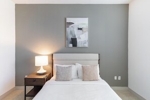 1 Schlafzimmer, Schreibtisch, Bügeleisen/Bügelbrett, WLAN