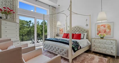 Luxurious Retreat - Private Creek View
