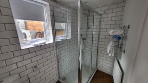 Chambre Double Standard, salle de bains attenante, vue jardin (Room 3) | Salle de bain