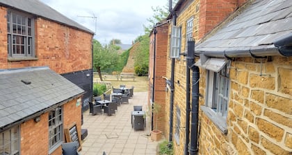 Unicorn Inn