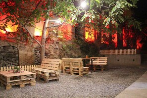 Terrace/patio - Hotel Nebula Inn (Tbilisi)