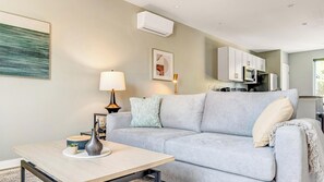 Smart TV - Landing | Spectacular 2BD, Clubhouse, Courtyard (Nashville)