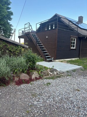 Exterior - Cozy studio in a horse ranch (Irkiniai)