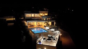Piscine extérieure, piscine chauffée