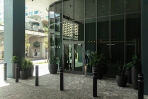 Exterior detail - The Skyline Luxe Suite | 1BR+Den Downtown Miami (Miami)