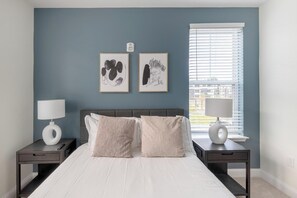 2 bedrooms, desk, iron/ironing board, WiFi - Landing | Chic 2BD, Clubhouse, Gym (Leland)