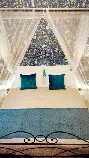 Room - Lyfe Umbria  (Alviano)