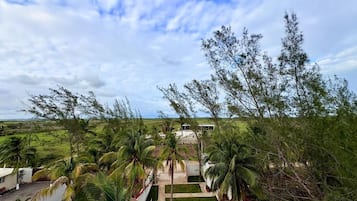 Comfort Double Room, Balcony, Valley View | Property grounds