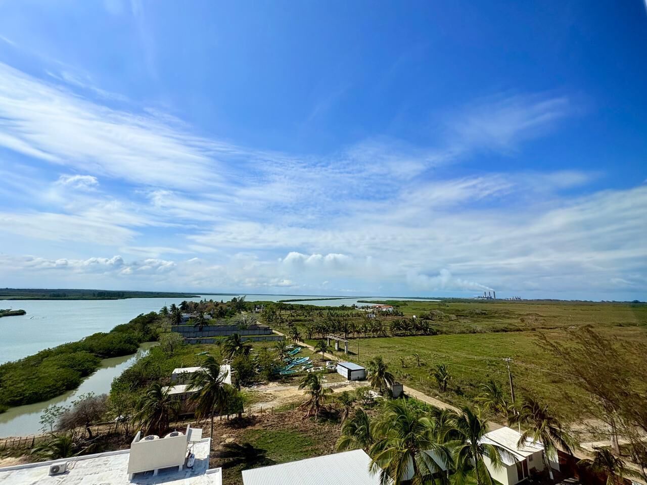 Superior Apartment, Lake View | View from property