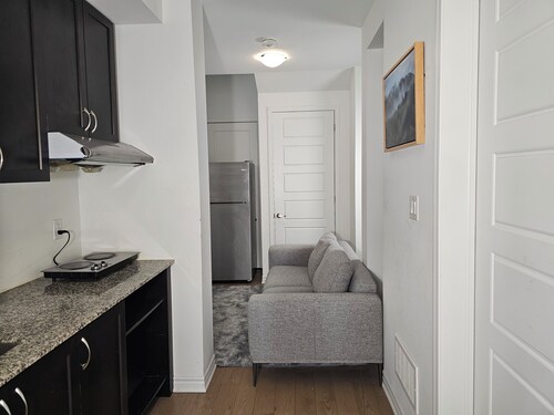 Private 1-bedroom suite in Mississauga