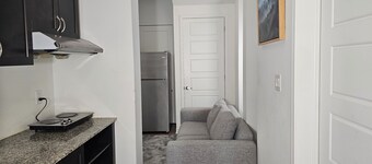 Private 1-bedroom suite in Mississauga