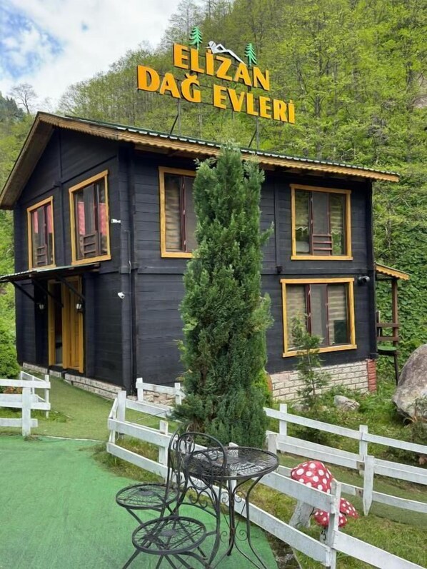Family Chalet, River View | Exterior