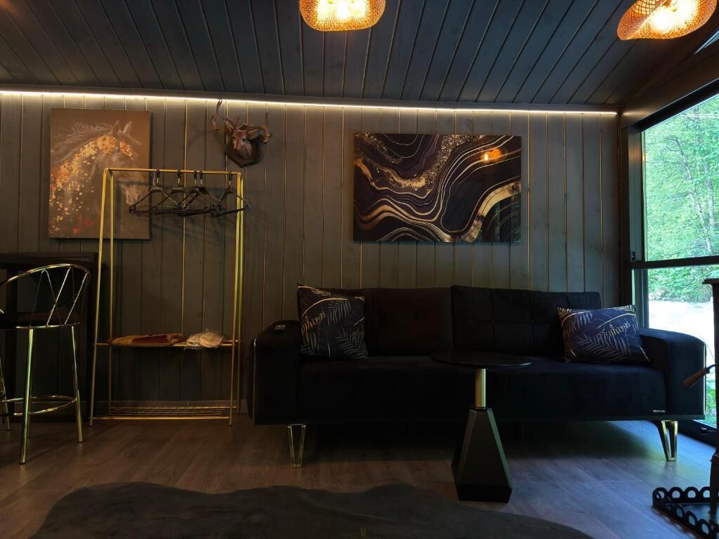 Superior Villa, River View | Interior