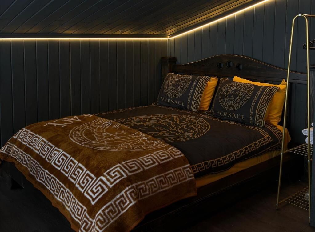 Superior Villa, River View