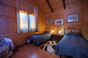 Room - Vrbo Property (Calabria)