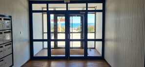 Interior - Blue for your eyes, triplex on beach, sea view (Mauguio)