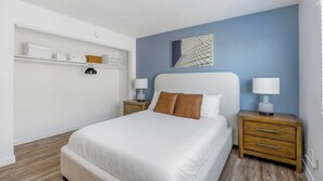 2 Schlafzimmer, Schreibtisch, Bügeleisen/Bügelbrett, WLAN