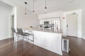 Fridge, dining tables - Landing | Spectacular 2BD, Gym (Cleveland)