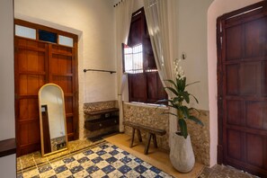 Interior - Dos Almas Casa Boutique, a colonial house in the traditional neighborhood of Guadalupe. (San Francisco de Campeche)