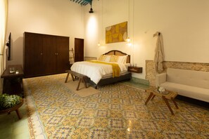 Room - Dos Almas Casa Boutique, a colonial house in the traditional neighborhood of Guadalupe. (San Francisco de Campeche)